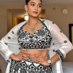 Spandana Palli Instagram - Which one is your favourite 😻 mine is 3rd 2nd 1st 4th hahahaha🎉 #comments please This beautiful dress by @divaregalia New York, New York