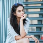 Sri Satya Instagram - You caught me staring ,but i caught u staring back 😉❤️ . . . 📸 @pellipusthakam.in