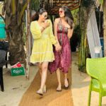 Sri Satya Instagram - Goa vibe’s with sathipandu #instagram #goavibes ##goapics #goa #friendship #bhanusree🔥❤️ #srisatya #enjoying #goodvibes #chill