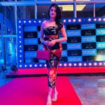 Sri Satya Instagram - 🖤 . . #blurrymightdeletelater
