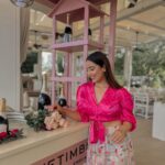 Srishty Rode Instagram – Happy Pink Vibes 🎀💖 Jumeirah Zabeel Saray Hotel, Dubai