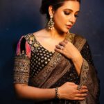 Subhashree Ganguly Instagram - Grace always conquers..❤️ . . . . . . Outfit @shradhasbong Accessories @chicvibypoonam Stylist duo @sizaa92 @thankgod_itsfashion Assisted by @isuvosri13 Mua @makeupartist.sourab Hair @sarmistha1992 📸 @abhinaskarphotography . . #instagram #instagood #instadaily #instalike #mood #love #peace #ethnicwear #indubalabhaterhotel #hoichoi #ootd #explore #explorepage