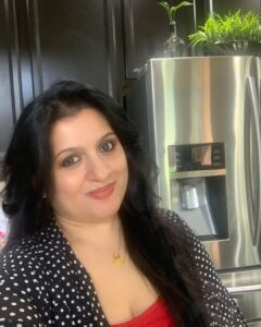 Suchitra Murali Instagram - There is always a reason to smile,,,Find it..👍🥰🤗