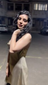 Sukirti Kandpal Instagram - Tu es ma joi de virve ❤️