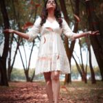 Sukrutha Wagle Instagram - When Love is right, it not only brings out the best in you, but also inspire you and makes you the best version of yourself ❤️ Lovely click by @idle_works . .. #sukrutha #sukrutha_wagle #sukruthawagle #kannadaactress #actress #southactress Bangalore, India