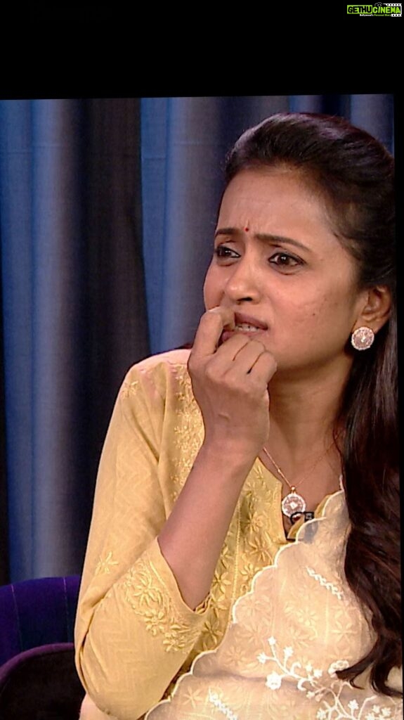 Suma Kanakala Instagram - Only our Stressbusters can give these crazy answers 😂 Episode 6 from Season 3 of our favorite “Stress Busters” series is OUT NOW (LINK IN BIO). Watch it without any further delay and relieve your stress. A brand new season and much more fun... #sumakanakala #anchorsuma #suma #anchorsumakanakala #stressbusters #sumayoutube