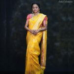 Suma Kanakala Instagram – Monday blues? I generally don’t have the concept of Sunday or Monday as my profession is very flexible/uncertain 🤩🤩

Makeup, Hair & Styling @emraanartistry 

Collaboration with 
Outfits @pari.designers_ 
Jewellery @aditi_collection 

Photography @csk_cliks 

#sumakanakala #suma #anchorsuma #anchorsumakanakala #monday #mondaymotivation