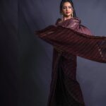 Suma Kanakala Instagram - Here’s to celebrating every moment in style 🥂🤎 Makeup, hair, nails & styling @emraanartistry Collaboration with Outfit @pari.designers_ Jewellery @aditi_collection Photography @valmikiramuphotography #sumakanakala #suma #anchorsuma #anchorsumakanakala #dressup #fasionfiesta #lifeinstyle