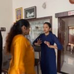 Suma Kanakala Instagram - What just happened here 😂 #family #dance #cousins #funny #dancechallenge #suma #sumakanakala #anchorsuma #anchorsumakanakala #funwithfamily