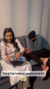 Suma Kanakala Instagram - Wake-up alert 🤣

#sumakanakala #suma #anchorsuma #anchorsumakanakala #wakeup