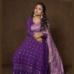 Suma Kanakala Instagram - 💜 Styled by @shravyavarma Assisted by @ushacherukuri_ Collaboration with Outfit @sravanimandali.official Jewellery @thetrinkaholic Makeup @madhu_derangula Hair @koduruamarnath Photography @_anupphotography #sumakanakala #anchorsuma #anchorsumakanakala #sumaadda #suma #friyay #friday