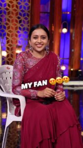 Suma Kanakala Instagram - So thankful for that one fan 😍summer spl

#sumakanakala #suma #anchorsuma #fan #sumafan #anchorsumakanakala