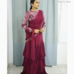 Suma Kanakala Instagram - ✨ Styled by @shravyavarma Assisted by @ushacherukuri_ Collaboration with Outfit @etniko.in Jewellery @bcos_its_silver Makeup @madhu_derangula Hair @malla_reddy_hairstylist Photography @swipeupproductions #sumakanakala #suma #anchorsuma #anchorsumakanakala #ootd