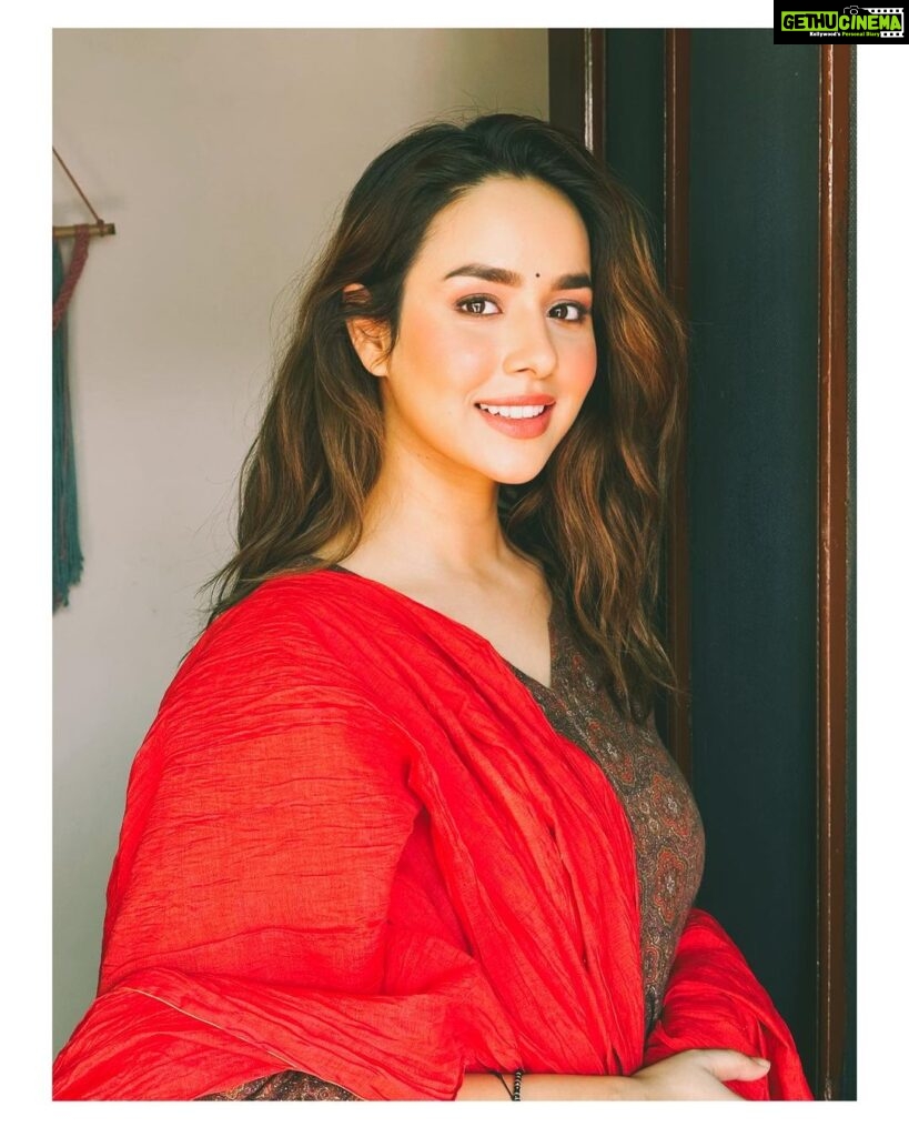 Sunanda Sharma Instagram - 🌙🌹