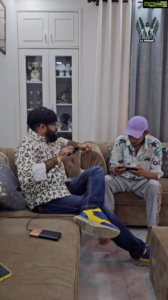 Sunny Arya Instagram - Tehelka वाली Game 😍 Download the Most trending Game of the Decade. “Daily Fantasy Cricket game only at https://11khiladi.in/ Create Your team in the contest and win lot of Prizes daily.... Get 200% Bonus on your every deposit #réel #reelsinstagram #reelsvideo #reel #reelkarofeelkaro #reelitfeelit❤️❤️ #reelsteady #reelitfeelít #11khiladi #tehelkaprank
