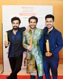 Sunny Hinduja Instagram - Humbled with this honour @adgully! #BestActorInWebOriginals

Truly thankful to @theviralfever @unacademy & @youtubeindia for having so much faith in #SandeepBhaiya that we could make a spin-off series on him! एक ऐसा सपना पूरा हुआ है... जिसका शायद मैंने सपना भी नहीं देखा था ❤️

Wouldn't have been possible without @apoorvsinghkarki01 @deepesh_sj @arunabhkumar @parijat_joshi #SiddharthaTiwari @nitintewari9 and the whole team of #TheAspirants & #SandeepBhaiya!

Big congratulations to all the winners, to the ones in the frame with me @naveenkasturia @amolparashar @iridhidogra, and to the ones who aren't 😄

Lastly, aap sab ka shukriya... meri janta... आप सबका इतना प्यार है, तभी तो Sandeep Bhaiya हैं 🙏🏻

📸: @dev.arw