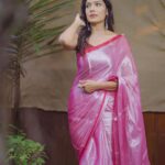Suruchi Adarkar Instagram - 🌸 . . . . . . . . #gratitude #blessed
