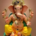 Suruchi Adarkar Instagram - बाप्पा लक्ष असू दे🙏🌺