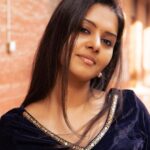 Swathishta Krishnan Instagram - Golden hour ✨✨ . . . . @mikkie_photographhy