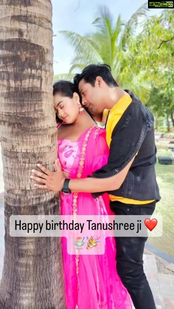 Tanushree Chatterjee Instagram - Hyyy ….Happy Birthday my dearest lovely and beautiful dost @yours_tanushree ji❤🎈🎉🍧💕 Hamesha khush rahiye mast rahiye aur sawasth rahiye ❤❤🎉🎉🎉🎉 Always we love u dear ❤❤