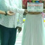 Tanushree Chatterjee Instagram - Good morning on set all set 👉apne to apne hote he @balkarsinghbali@yours_tanushree #tanushreechatterjeebhojpuri #goodmorning #goodvibesonly #instagood #instamood #instagram #instareels #viralreels #viral #love #life #enjoybindash #saveanimals #savedogs #doglovers