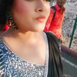 Tanushree Chatterjee Instagram - Tum jan jan kehe meri jaan le gaye 😜 #trending #walkingreels #instareels #viralreels