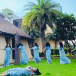Tanushree Chatterjee Instagram - Kon kon piyega mere sath #nagpurisong #nagpuri #nagpur #comedy #comedy #comedyvideos #comedyvideo #comedycentral #filmmaker #filmphotography #filmcamera # bhojpuri #bhojpurisong #bhojpurifilm #bhojpurisong #tanushreechatterjeebhojpuri