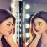 Tanvi Dogra Instagram - Reflecting the best 🔱