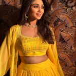 Tanvi Dogra Instagram - You are meant to shine today, tomorrow and everyday ! 💛🧡 . . . Love for yellow 💫 #sunshine #colouryellow #yellow #bright #new #vibe