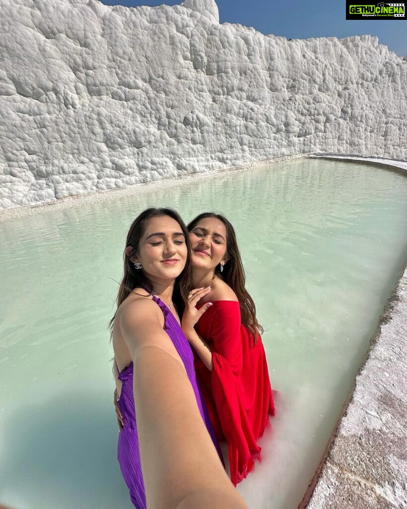 Tanya Sharma Instagram - Finally we experienced this beauty ✨ and oh boy pictures don’t do justice to it ! P.s - it was super sunny n crowded but we managed to do our thing as always 😂😂😂 #sharmasisters #pamukkale #antalya #turkey #travel #love #tanyasharma Pamukkale,Turkey