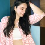 Tarjanee Bhadla Instagram - It was the dusky and gloomy evening of 27th sept, the world tourism day! Everyone was posting about their travel vlogs and I was sitting on my couch looking at them. To fight the battle of FOMO I held my self up and arranged the lights and camera. Wore my desired Airport look and pretended to pose in front of paparazzi while boarding my imaginary flight to Venice! Set up a travel Bag in background as a prop and posed away! That was my story of battling the 2 mins of sadness! Tell me yours! #nakhra#fomo#drama Ps: eventually the bag was cropped out