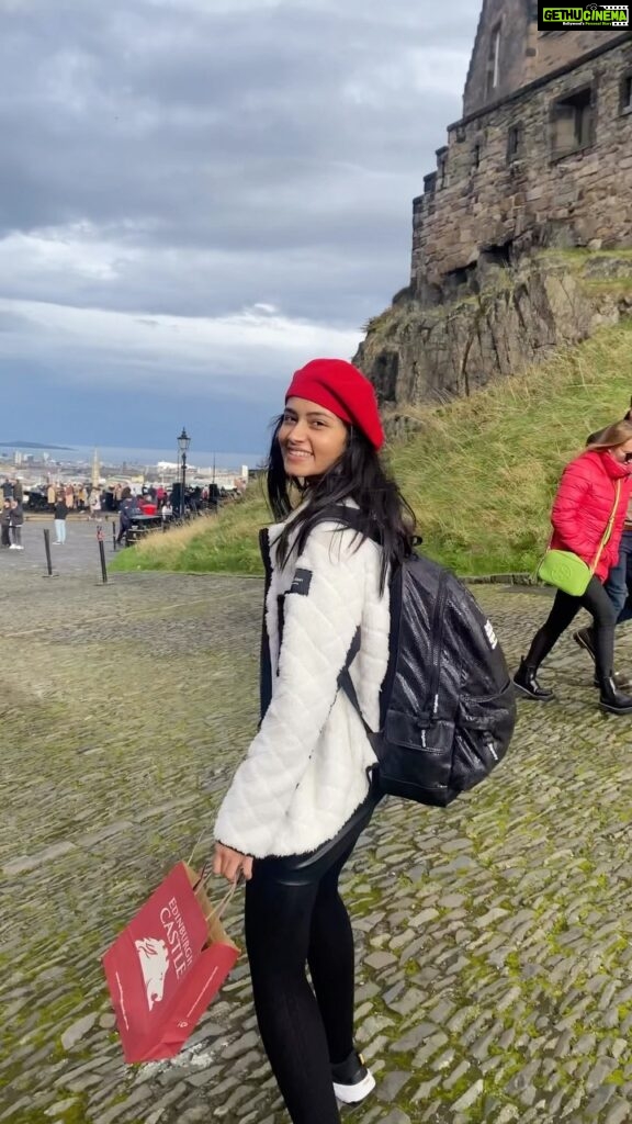 Tasnia Farin Instagram - First Castle Visit Edinburgh Castle Scotland