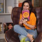 Tisca Chopra Instagram - Calling all parents of preteen kids, or anyone with nieces, nephews, and friends’ kids who have issues puberty, period, pimple or people to grab your copies now .. ‘What’s Up With Me’ is now in stores and online .. Link is in the bio .. #nationalreadingday #puberty #periods #pimples #preteen #preteenmom #book #readabook #bookstagram #writer #writersofinstagram #author