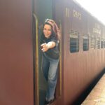 Tisca Chopra Instagram – Aa Raj aa .. 
I ain’t got all day bruh.. 

#ddlj #filmy #ddlj2023 #circa2023 #trains #film #classicsreimagined #location #filmmaking 

📸 @satyajit810 Films