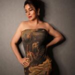 Tisca Chopra Instagram - Weekend ready .. 📸 @manualpixels 👗 @zara Shoes @gianvitorossi #shoot #work #friday #fashion #inspiration #minimal #minimalism #style #bandeau #bodycon