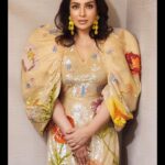 Tisca Chopra Instagram - Glow up with @rahulmishra_7 .. 💎 @bijouxbypriya 📸 @aa_mediaprojects #glowup #couture #fashion #style #event #takingwithtisca #guiltyofbeingawoman #whoreadshashtagsanyway