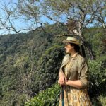 Tisca Chopra Instagram - I travelled to the foothills of the Himalayas to experience the magical mystical Makaibari Tea Estate. Walking through the Lush green gardens, plucking tea leaves in the moonlight and experiencing the refreshing taste of Honest Tea @honestteaindia an iced green tea with organic green tea sourced from Makaibari Try it now! #HonestTea