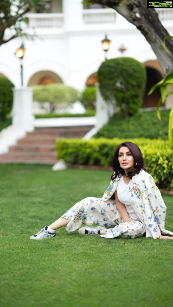 Tisca Chopra Instagram - The greens post monsoon are a vibe.. And I love @ilovepero a long time .. The shoes are another favourite, @goldengoose 📸 @azzuraofficial #green #sustainable #sustainability #fashion #style