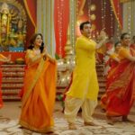 Trina Saha Instagram - Ei Pujo Sunrise er Sathe Dashabhuja aasche! . Are you ready for the biggest pujo hit of the year? Stay tuned to know more! @sunrisepure @decalogue_mgmt @itsmeabirchatterjee @monalithakur03 @jeetganngulimusic @trinasaha21 #Dashabhuja #SunriseDashabhuja #GhoreGhoreDurga #PujaSong #Durgapuja #MusicVideo #SunrisePure #SunriseBengal #FlavorsofBengal #HomeChef #TrueFlavour