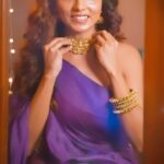 Tuhina Das Instagram - #prediwalivibes ❤️🩷 #ethnicwear #sareelove #prediwali #bts#trendingreels #trendingsongs#sunday Mumbai, Maharashtra