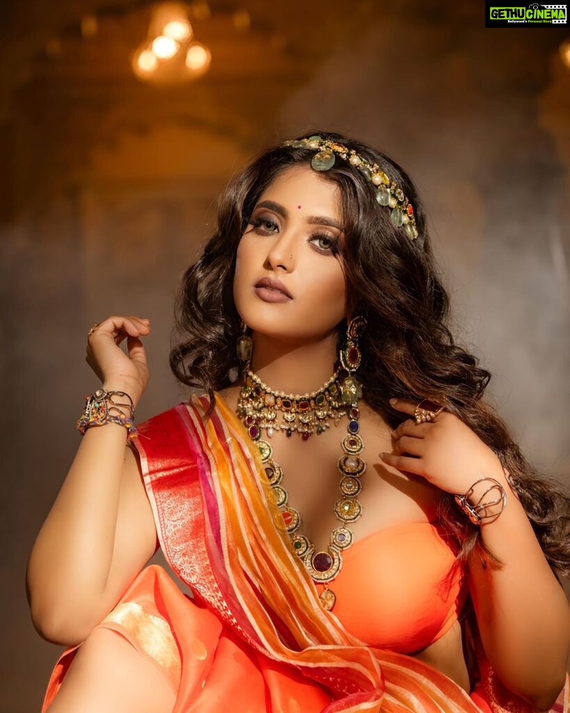 Ulka Gupta Instagram - DAY 1 featuring @ulkagupta as the Modern Indian Goddess where she represents the color orange🧡 . Orange signifies the vibrant energy of life and the color represents the power and positivity brought by Goddess Kushmanda. It's a day to pray for happiness, health, and prosperity. . Shoot Concept & Look Designed By:- @nehaadhvikmahajan @bridalsbynam @imuseacademy . 💄MUA , Hair & Styling :- @nehaadhvikmahajan . Assistant Stylist:- @styleby_vaishnavi . 🥻Saree :- @neerusindia . 💍Jewelery :- @sonisapphire . 🎥:- @deepakdasphotography @kakali_das_photography #ulkagupta #makeup #ootd #nehaadhvikmahajan #makeupbyme💄 #nammakeovers #bride #to #be #bridal #look #bridalmakeupartist #destinationweddingmakeupartist #weddingmakeup #hair #hairstyling #nammakeovers #bollywood #television #makeupartist #mumbai #traveller #all #over #the #globe