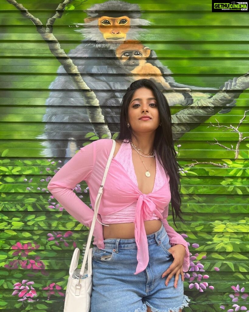 Ulka Gupta Instagram - Needed to flaunt this look again 💕🦋