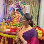Ulka Gupta Instagram - Love you BAPPA ❤️ You’re always integrally in my heart and Mumbai’s Thank you for inviting us to meet the cutest Ganeshji this year @priyamallickofficial
