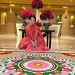 Urmila Matondkar Instagram - Let there be Light 💥Happy Diwali all you lovely people 💥💥🪔🪔❤️❤️ #diwali #prosperity #love #blessings #happydays #lights