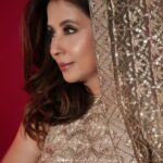 Urmila Matondkar Instagram - Starry Night 💥💥💥 #aboutlastnight #diwali is here 🪔 @manishmalhotra05 @manishmalhotraworld @manishmalhotrajewellery @ojasrajani @vjsolankii