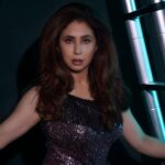 Urmila Matondkar Instagram - Framed !!! #love #grace #dignity #glam #glamour #frame