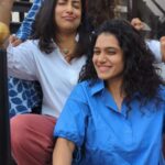 Urmilla Kothare Instagram - Hum toh aise hain Bhaiyya !! @kranti_redkar @santamruta #reels #reelinstagram #instareels #reelitfeelit