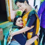 Vichithra Instagram - On sets our script demands us to fight but off set the bonding is endless ❤❤❤❤Sometimes our director complains you both need to hate each other according to script. Yeah.. we are actors 🤣🤣🤣🤣 actually performers. Miss u dear... luv u💗💗💗💗 #geethagovindamserial #teluguserial #bondingmoment #behindthescenesbonding #bondingtime