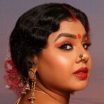 Vichithra Instagram - BE THERE FOR OTHERS .. BUT NEVER LEAVE YOURSELF BEHIND DEARS #goodmorning #goodmorningworld🌎 #happyweekend #picofinstagram #saturdayvibes #picofheday #saturday #photographers_of_india #saturdaynight #zoom #bindi #morninginspiration #red #traditional #strongwomen #getmotivatedbyvichu #stayfocusedonyourgoals #enjoylife #lifeofadventure #lifeisgood