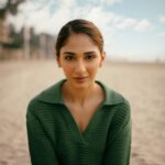Vidhi Pandya Instagram - Time takes us where we need to be. ☀️ 📸 @bharat_rawail Mua @make_me_up_by_jiyaa_jain Hair - @hairbymonicaajain__